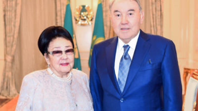 "Президент емессіз". Төлегенова Назарбаевтың қабылдауында не туралы сөйлесті, қандай сыйлық алды?