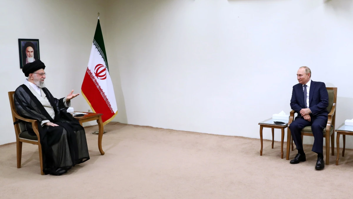 Тегеранда Путин Иран және Түркия басшыларымен кездесті