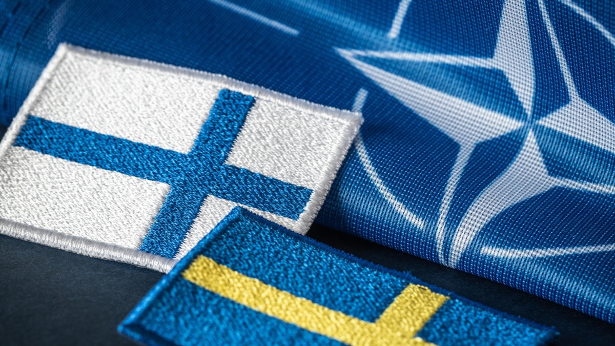 Швеция мен Финляндия НАТО-ға қосылуға өтініш берді