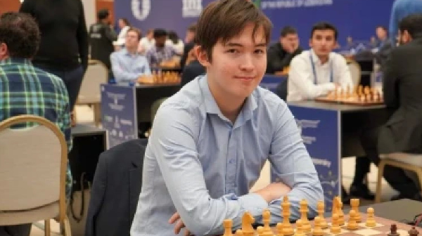 Сүйінші: 20 жастағы қазақ жігіті шахматтан әлем чемпионы атанды