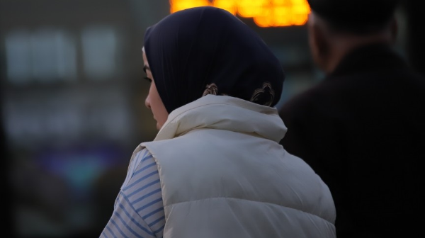 Қоғамдық орындарда хиджаб киюге расымен тыйым салынуы мүмкін