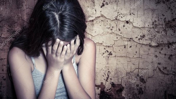 Қарағандыда 16 жастағы қызды бес жігіт топтасып зорлап, видеосын желіге таратып жіберген 