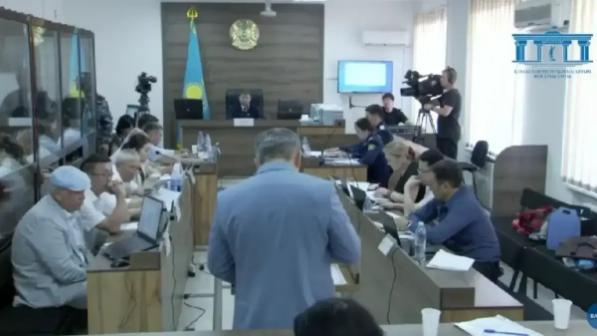 Шерзат мерт болғаннан кейін күдіктілер не туралы сөйлескен?