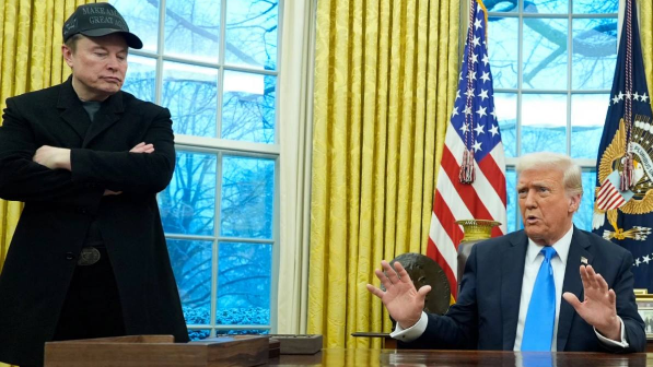 Қып-қызыл өтірік!: Трамп пен Илон Маск қатты ұрсысып қалды
