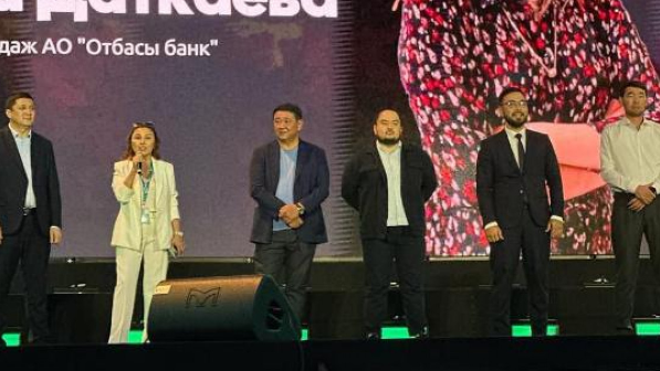 Сүйінші: Шымкентте халыққа 20 пәтердің кілті табысталды