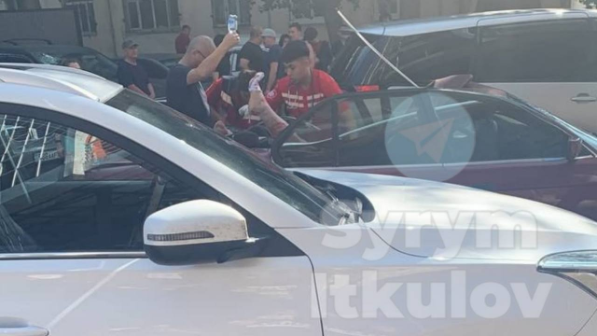 Жантүршігерлік жағдай: Астанада ер адам бірге тұратын әйелін пышақтап өлтіріп, өзі 25-қабаттан секіріп кетті