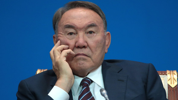 "Бұрынғы көкелерін құттықтап, тілек айтады" - Назарбаев 85 жас мерейтойын қалай атап өтеді?