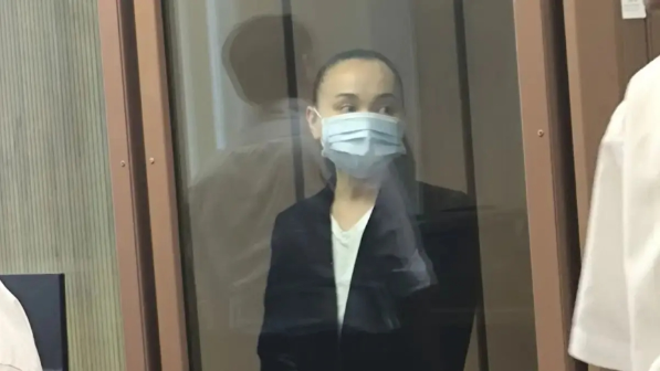 "Соққыға жығылдым" - Перизат Қайраттың тергеу изоляторындағы видеосы жарияланды (ВИДЕО)