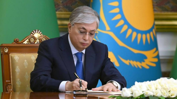 Мәжбүрлі неке – енді қылмыс: Тоқаев бірқатар заңға қол қойды
