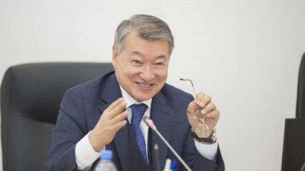 Даниал Ахметов Жеңіл атлетика федерациясын 100 миллион теңге қарызға батырып кеткен