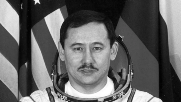 “Еліміздің атын әлемге танытқан батыр тұлға”. Ғарышкер Талғат Мұсабаев өмірден өтті