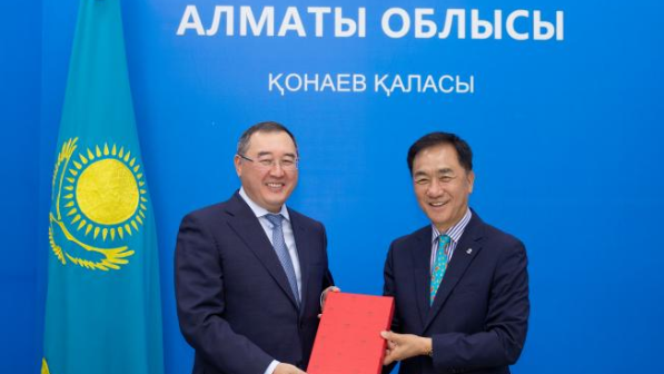 Алматы облысының әкімі Пхёнтхэк қаласының мэрімен Қонаевта кездесті