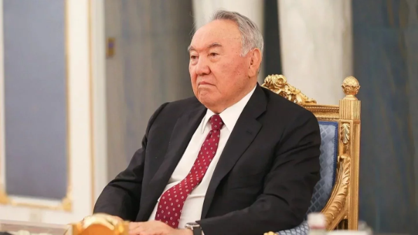 "Африкалық диктатордан қалған" - Нұрсұлтан Назарбаевтың Франциядан 500 миллион долларға вилла сатып алмақ болғаны рас па?