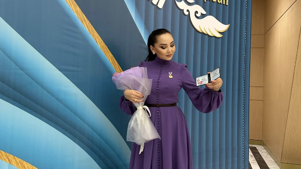 “Үлкен мәртебе, әрі зор жауапкершілік!” - Баян Алагөзова “Қазақстанның Еңбек сіңірген қайраткері” атанды