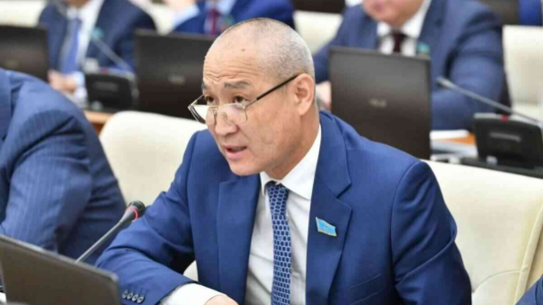 “Заңмен қудаланады! Күресіп келдік”: Сүйінші! Еділ Жаңбыршин бар қазақты қуантатын жаңалығын бөлісті (ВИДЕО)