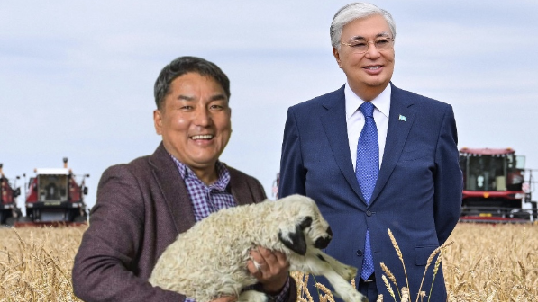 “Мені әдейі қамауда ұстап отыр”: Алмасбек Садырбай президентке ашық хат жазды