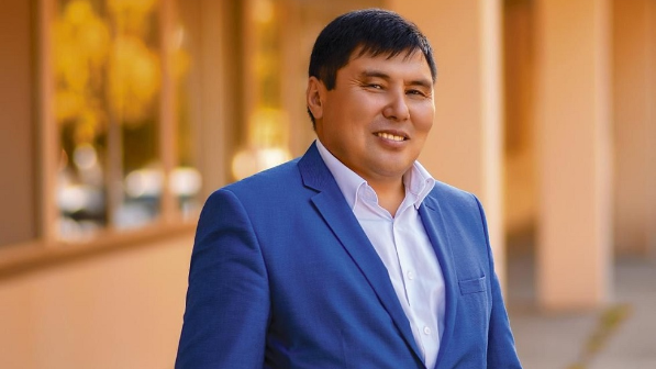 “Тоқал алып оңған жоқпын. Бұл сөзді мен айтуға тиіспін…”: Омар Жәлелұлы ел естімеген шындығын айтты