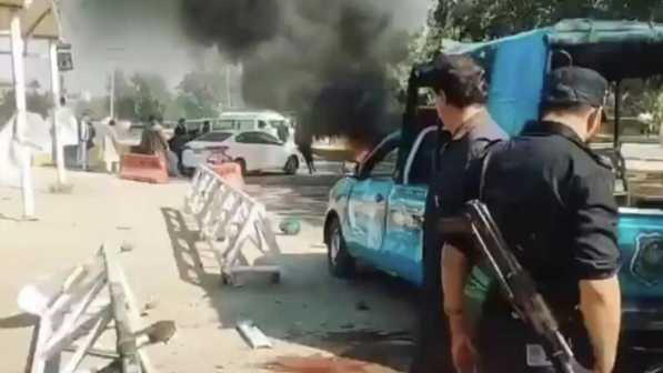 “12 адам қаза  тауып, 27 адам жараланған” - Пәкістандағы сұмдық жарылыс туралы не белгілі? (ВИДЕО)