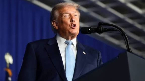 «Енді АҚШ визасы жылдам беріледі!»: Трамп шұғыл мәлімдеме жасады