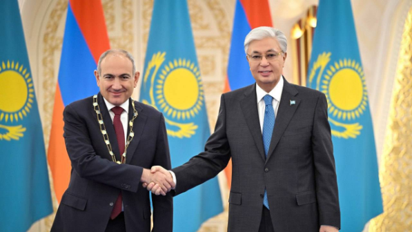 Мемлекет басшысы Армения Премьер-министрін «Алтын Қыран» орденімен марапаттады