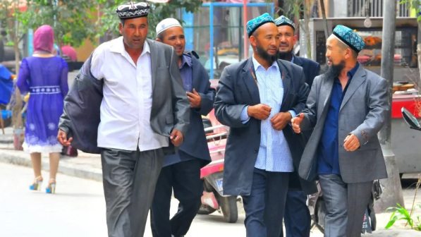 Қытай Шығыс Түркістандағы ұйғыр мәдениетіне бақылауды қайта күшейтті