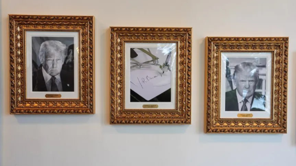 "Ешқандай да күші қалған жоқ". Трамп Байден қол қойған барлық құжаттардың күшін жойып тастадым деп "мақтанды"