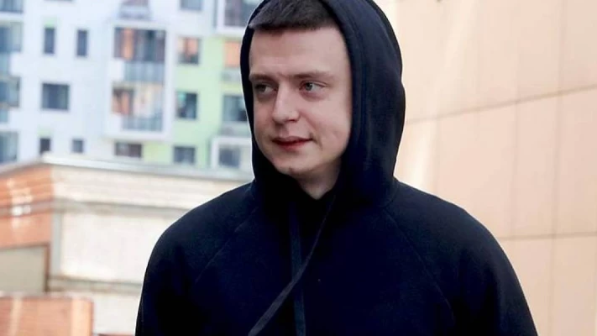 Қазақстанда қашып жүрген блогер жайлы ақпарат айтқан адамға сыйақы берілгелі жатыр