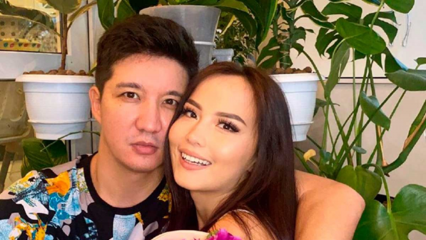 “Мен сені жақсы көремін”: Айқын Төлепберген отбасындағы қуанышты жаңалығын бөлісті