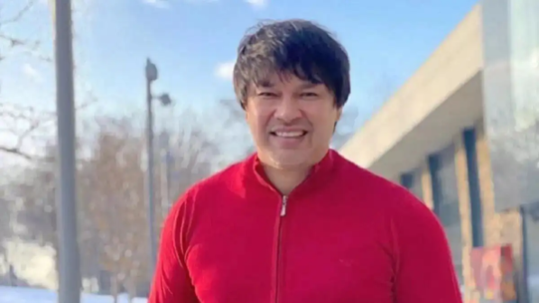 "Не боп кеткенсіңдер, адамдар?" - Әнші Бүркіт көпшілікке жандүниесін мазалаған сұрақты қойды (ВИДЕО)