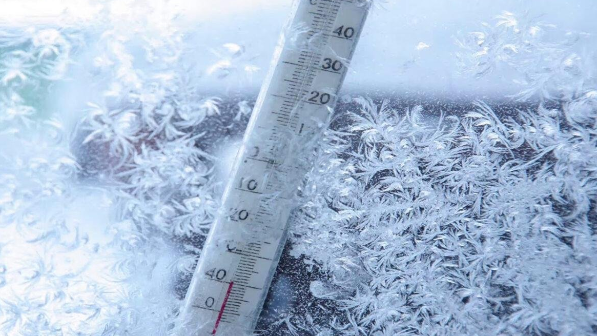 «Үш адам далада үсіп, қаза тапты» - БҚО-дағы қатты боран елді дүрліктірді