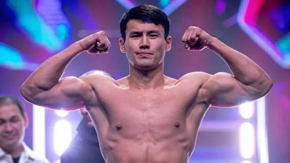 “Ставка тігіп, қарыздарым болған…” - Еркебұлан Тоқтар алғашқы табысы туралы жан сырын ашты (ВИДЕО)