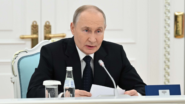 «Мақсатымызға әскери жолмен жетеміз!» - Путин Украинадағы соғыс барысы мен әскери әлеуеті туралы ашық түрде ешкім күтпеген мәлімдеме жасады