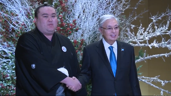 Токиода Тоқаев кәсіпқой сумошы Ерсін Балтағұлмен кездесті (ВИДЕО)