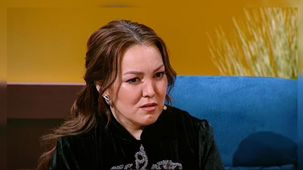 “Құндылығым өзгерді. Сағынамын…” - Жұлдызай Дүйсенбиева жан сырын ақтарып, көзіне жас алды (ВИДЕО)