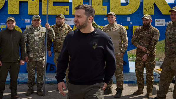 «Шегіне алмаймыз!» - Зеленский Донбасс жері туралы әлем күтпеген ашық мәлімдеме жасады