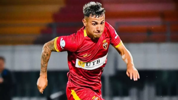 Аргентиналық жартылай қорғаушы "Қайратқа" ауысты