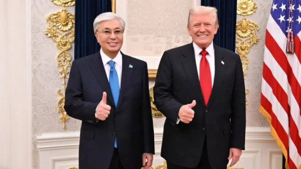 Тоқаев «Бейбітшілік кеңесінің» Жарғысына қол қойды