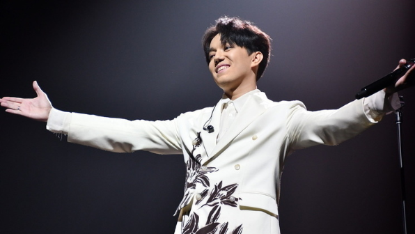 «Өте қуанышты сәт»: Димаш Құдайберген сүйінші жаңалығын бөлісті (ВИДЕО)