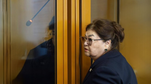 «6 жыл 8 айға бас бостандығынан айырып, бар мүлкін тәркіледі»: Бишімбаевтың анасы сотта жеңіп шықты