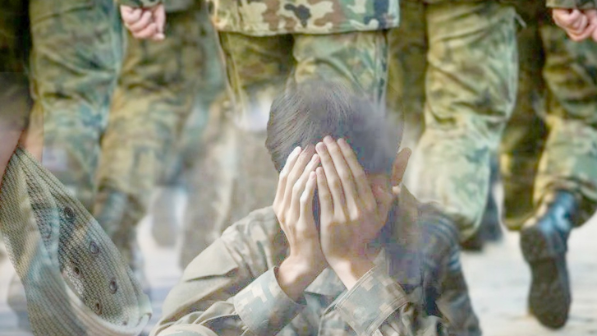 "Жігіттер әлсіз болғаны үшін өлмейді... Ақша бермесе бүкіл ротаға жаза қолданады". Желі қолданушысы әскердегі өлімге қатысты сұмдық дерек айтты