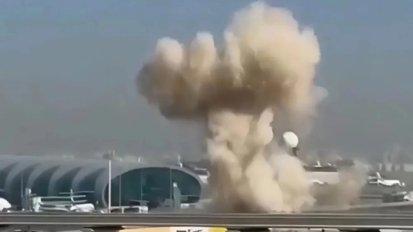 Дубай халықаралық әуежайы жұмысын тоқтатты (ВИДЕО)