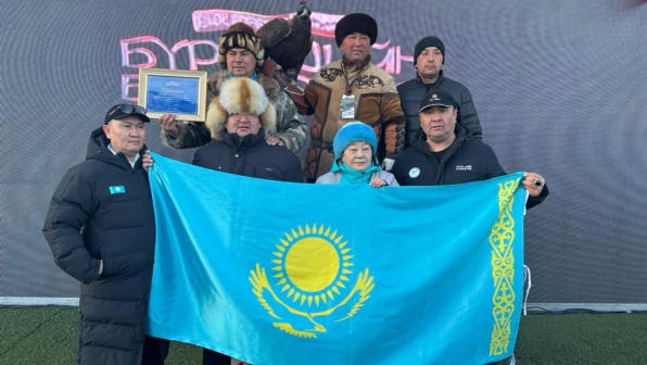 Отандасымыз құсбегіліктен өткен Әлем чемпионатында күміс жүлдеге ие болды