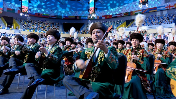 «Бес мың өнерпаз бір сәтте күй тартты»: Елордада «Ұлттық үн» асқақталды