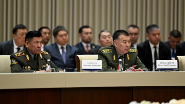 Таяу Шығыстағы жағдайға байланысты Садыр Жапаров арнайы отырыс өткізіп, ұлттық қауіпсіздікті нығайту мәселесін талқылады