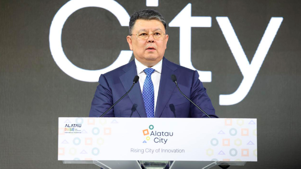  "Үш рет өңір әкімі болдым" - Қанат Бозымбаев Алатау қаласының әкімі бола ма?