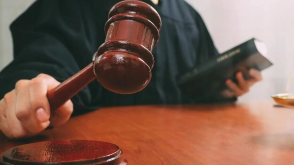 "Сүлгімен тұншықтырып өлтірген" - Павлодарда жатақханада босанған студент қызға үкім шықты