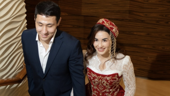 «Сырғалым атандым…»: Әбиба Әбужақынованың таңдауы кімге түсті? (ФОТО)