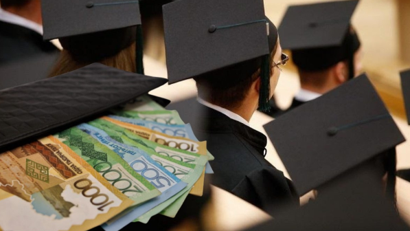 «Биыл студенттердің шәкіртақысы көбейе ме?»: Саясат Нұрбек өзекті сұраққа байланысты ел күтпеген мәлімдеме жасады