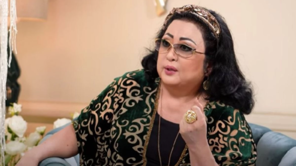 "100 мың теңге салып жіберем" - Ақтөбеде концерт кезінде Мақпал Жүнісова жомарттық көрсетті (ВИДЕО)