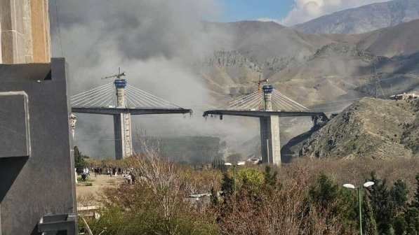 АҚШ соққысынан Ирандағы ең биік көпір құлады